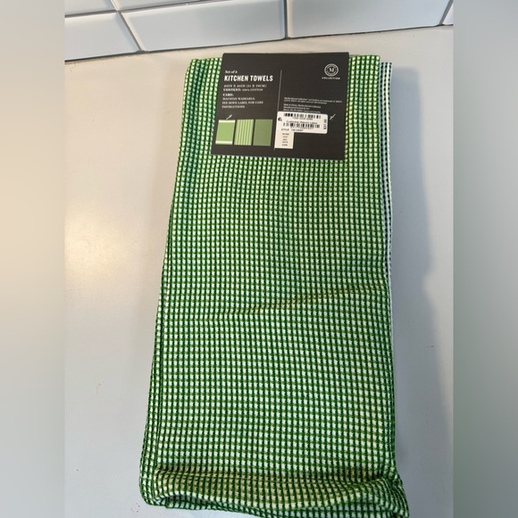 Set of 3 Kitchen Towels - Picture 2 of 4